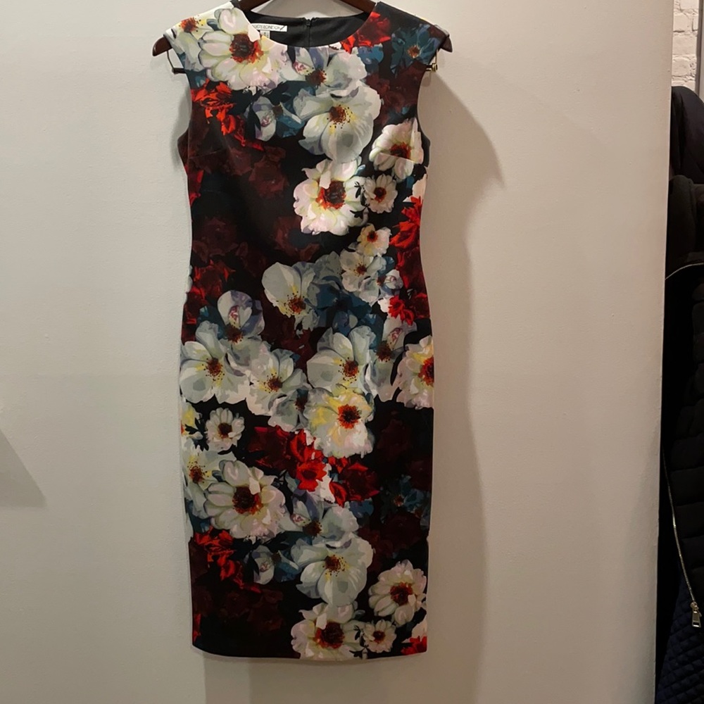 Maggy London midi dress